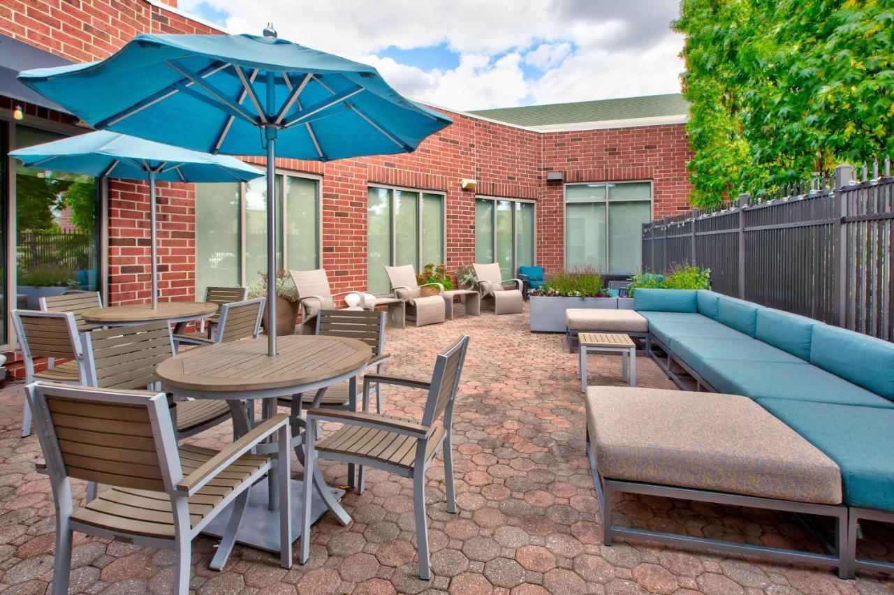 Hilton Garden Inn Dayton/ Beavercreek Esterno foto