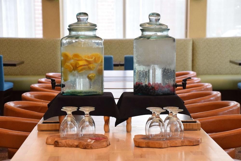 Hilton Garden Inn Dayton/ Beavercreek Esterno foto