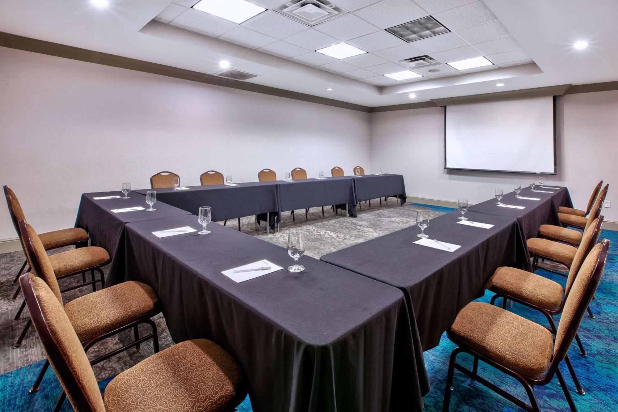 Hilton Garden Inn Dayton/ Beavercreek Esterno foto